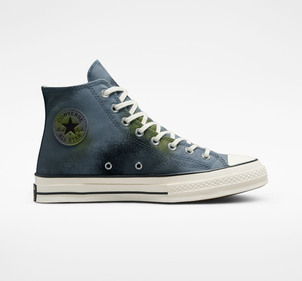 Chuck 70 Spray Paint